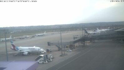 Almanya Stuttgart Havalimanı Canlı izle