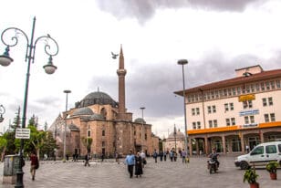Konya Şerafettin Camii Canlı Mobese izle
