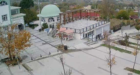 Arnavutköy Tayakadın Meydanı Canlı Mobese izle