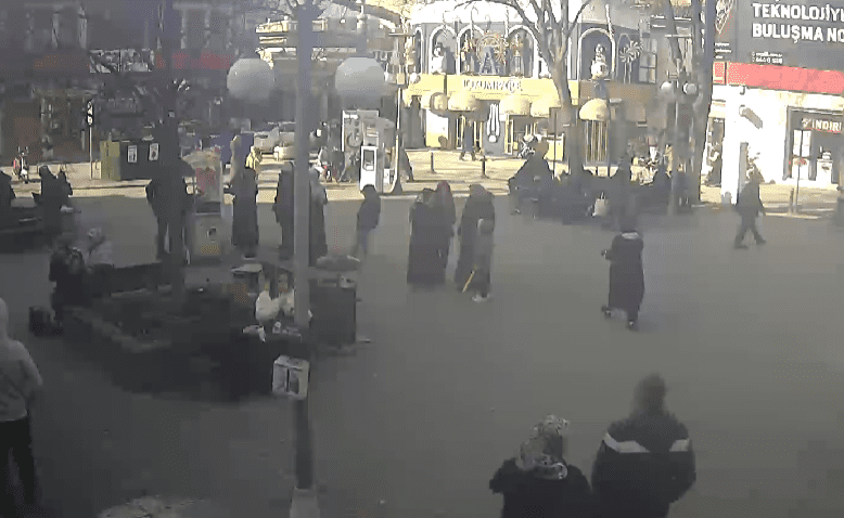 İnegöl Sarraflar Çarşısı Canlı Mobese izle