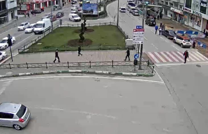 Bursa Haşim İşcan Caddesi Canlı izle