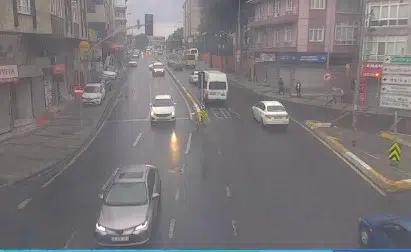 Emrullah Efendi Caddesi Sefaköy Canlı Mobese izle