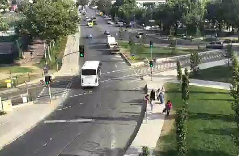 İgdaş Ada Kavşağı Canlı Trafik Yol Durumunu izle