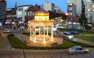 Balıkesir Ali Hikmet Paşa Meydanı Canlı izle