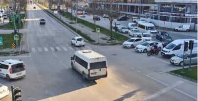 Bursa Ata Bulvarı Kavşağı Canlı Mobese izle