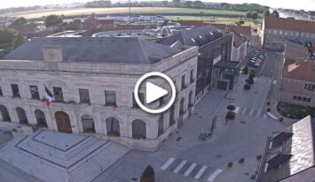 Fransa Paris Hotel de Ville Meydanı Canlı izle